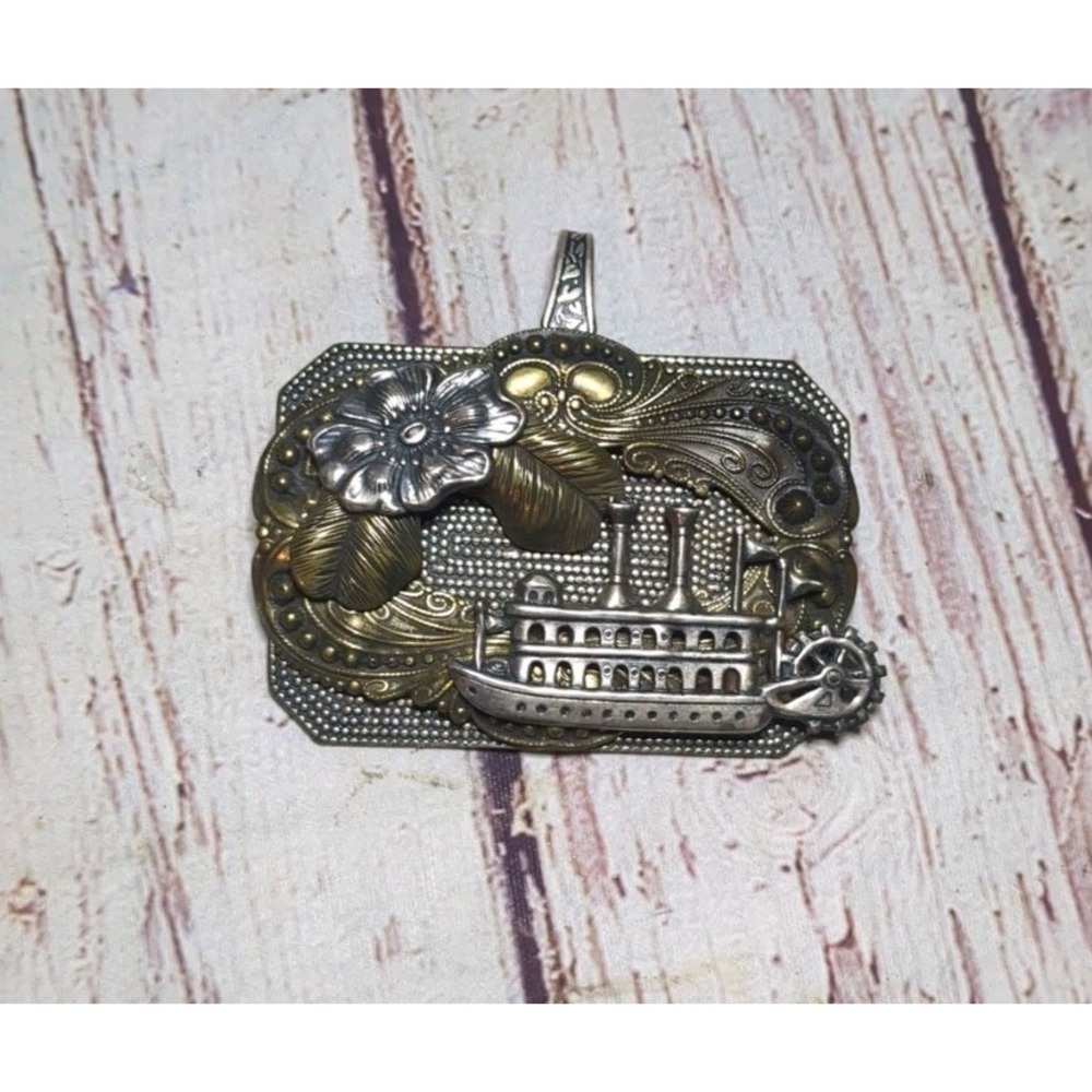Sonja Lea Eccler 2 Tone‎ Pendant Mississippi Riverboat And Magnolia Signed